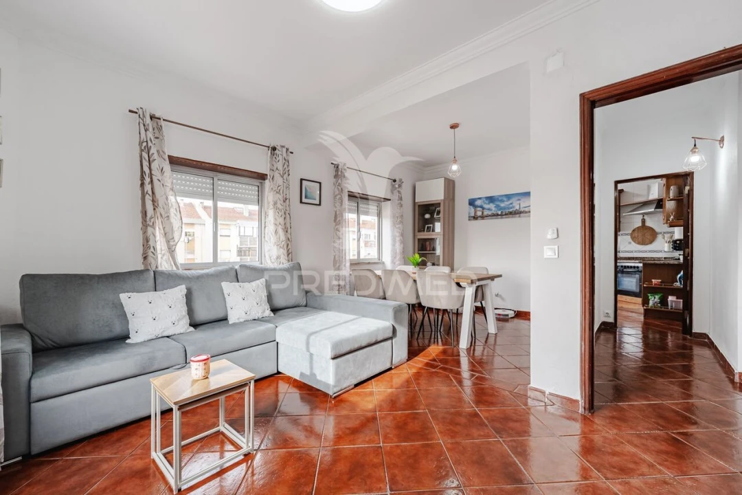 Apartamento T3 para Venda em Barreiro e Lavradio Foto 1