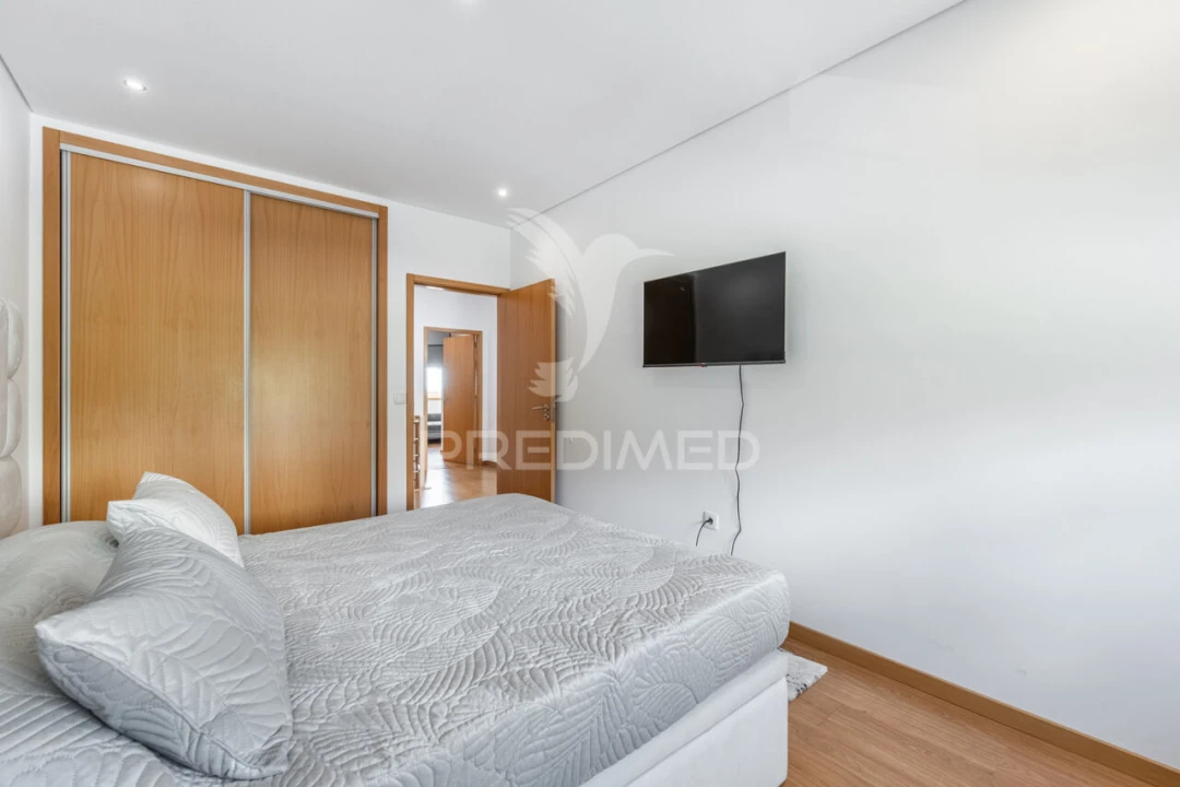 Moradia T3 para Venda em Fânzeres e São Pedro da Cova Foto 22