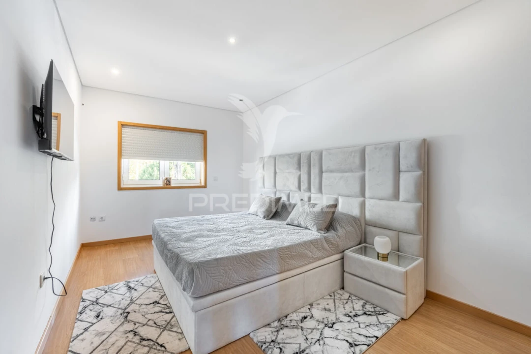 Moradia T3 para Venda em Fânzeres e São Pedro da Cova Foto 21