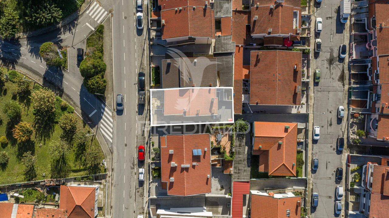 Moradia T3 para Venda em Fânzeres e São Pedro da Cova Foto 2