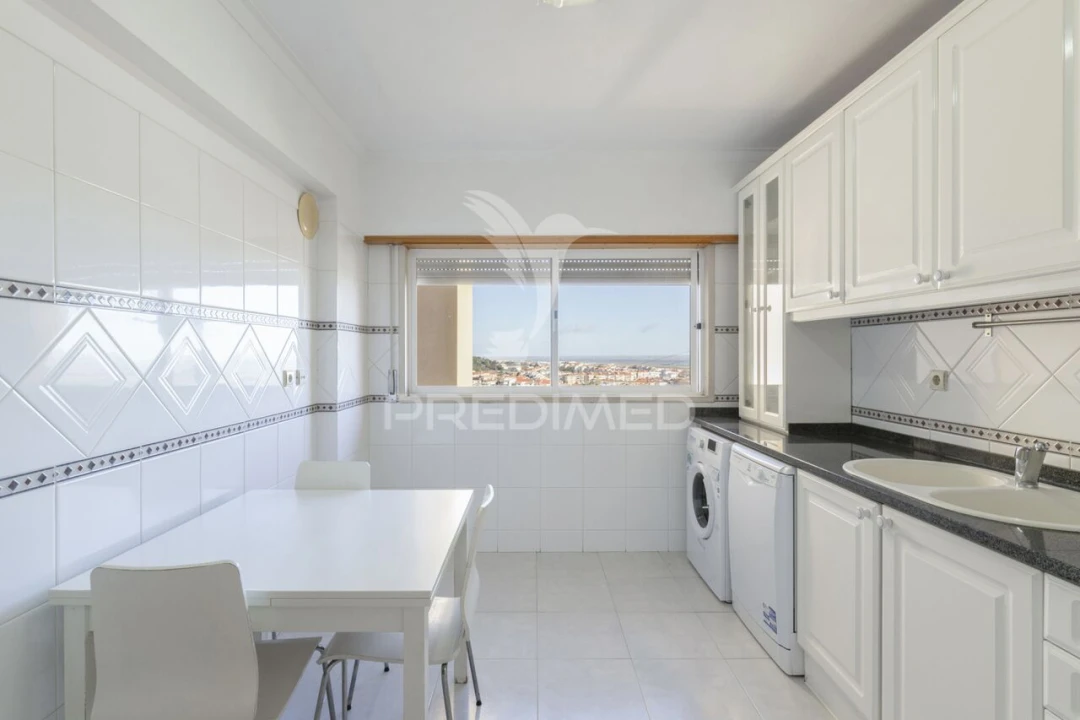 Apartamento T3 para Venda em Póvoa de Santa Iria e Forte da Casa Foto 16