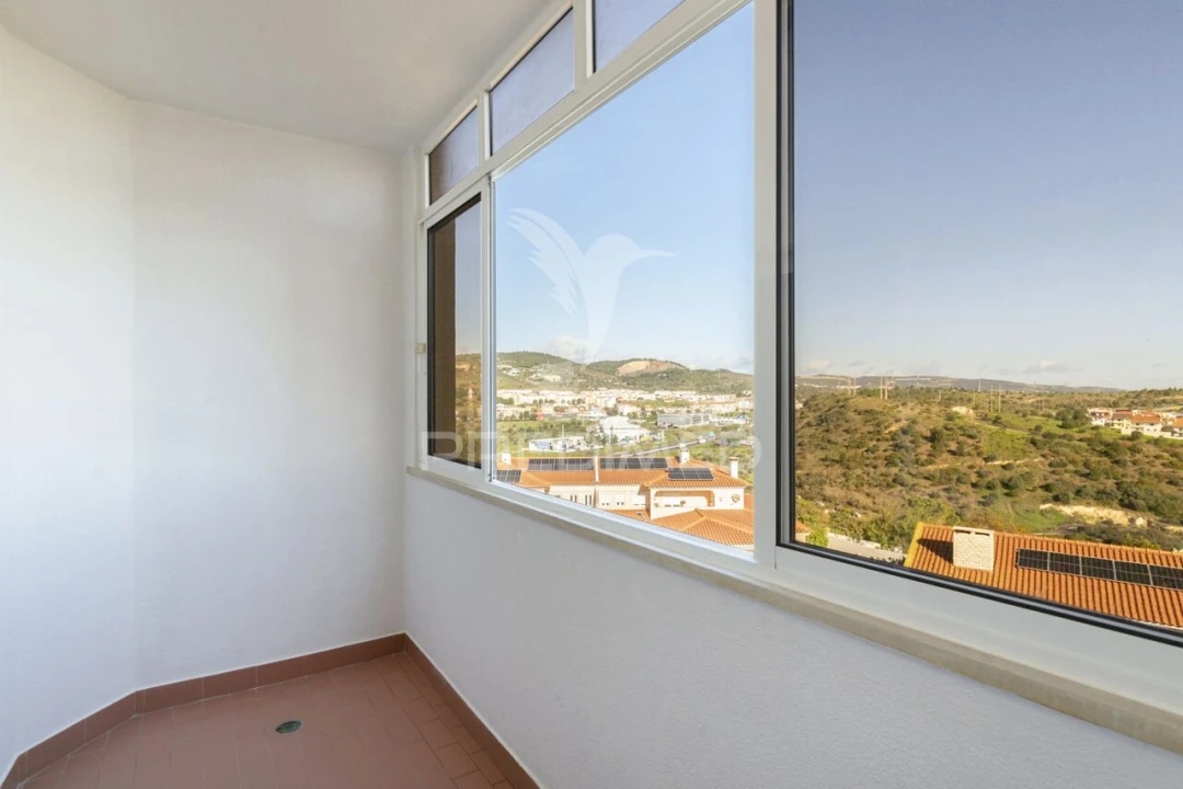 Apartamento T3 para Venda em Póvoa de Santa Iria e Forte da Casa Foto 5