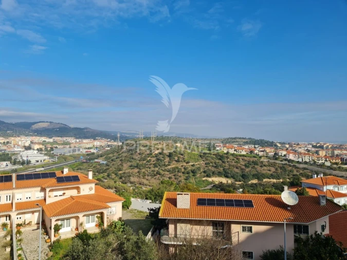 Apartamento T3 para Venda em Póvoa de Santa Iria e Forte da Casa Foto 7