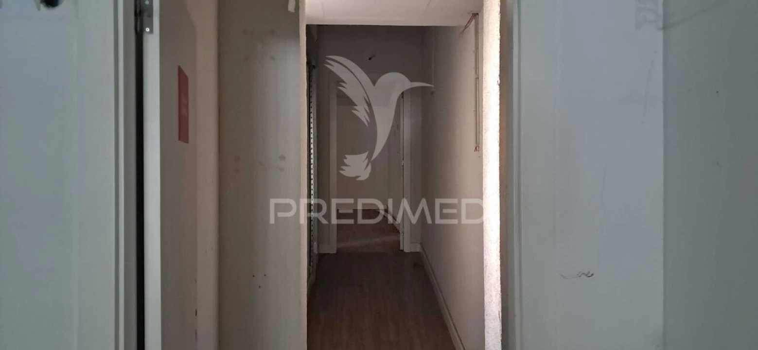 Loja para Arrendamento em Cedofeita, Santo Ildefonso, Sé, Miragaia, São Nicolau e Vitória Foto 10