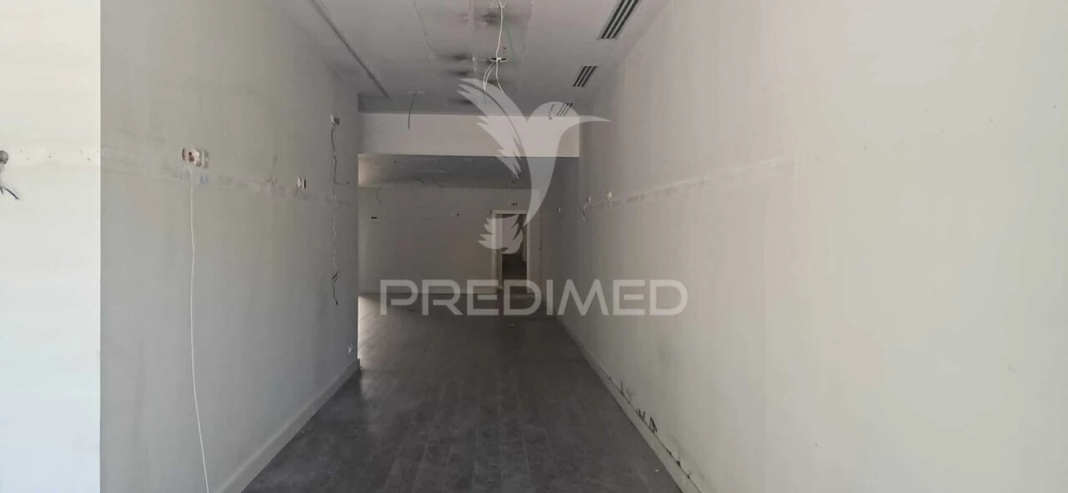 Loja para Arrendamento em Cedofeita, Santo Ildefonso, Sé, Miragaia, São Nicolau e Vitória Foto 5