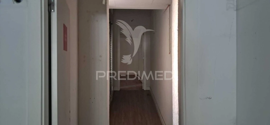 Loja para Arrendamento em Cedofeita, Santo Ildefonso, Sé, Miragaia, São Nicolau e Vitória Foto 10