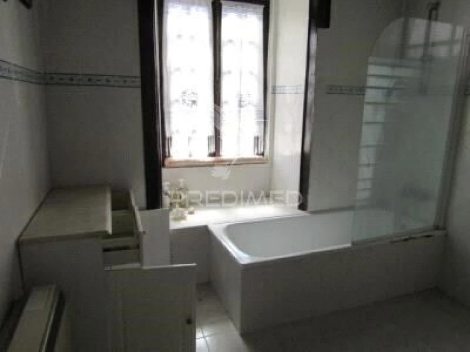 Moradia T5 para Venda em Abrunheira, Verride e Vila Nova da Barca Foto 8