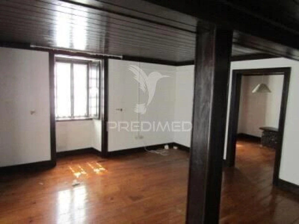 Moradia T5 para Venda em Abrunheira, Verride e Vila Nova da Barca Foto 2