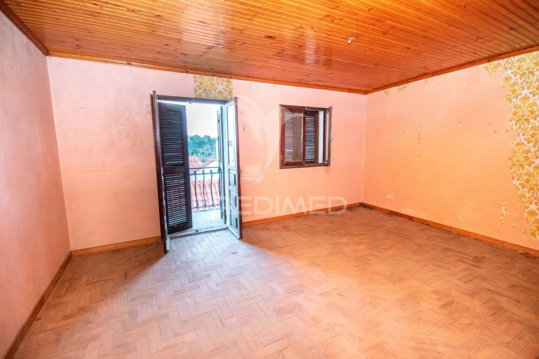 Moradia T4 para Venda em Pousafoles do Bispo, Pena Lobo e Lomba Foto 10
