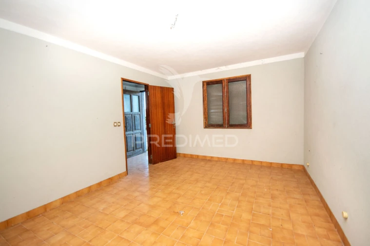 Moradia T4 para Venda em Pousafoles do Bispo, Pena Lobo e Lomba Foto 12