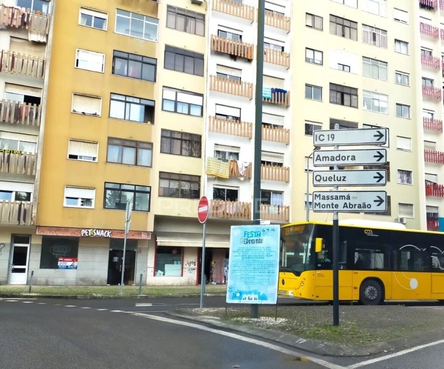 Loja para Venda em Queluz e Belas Foto 10