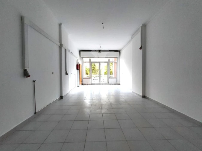 Loja para Venda em Queluz e Belas Foto 3