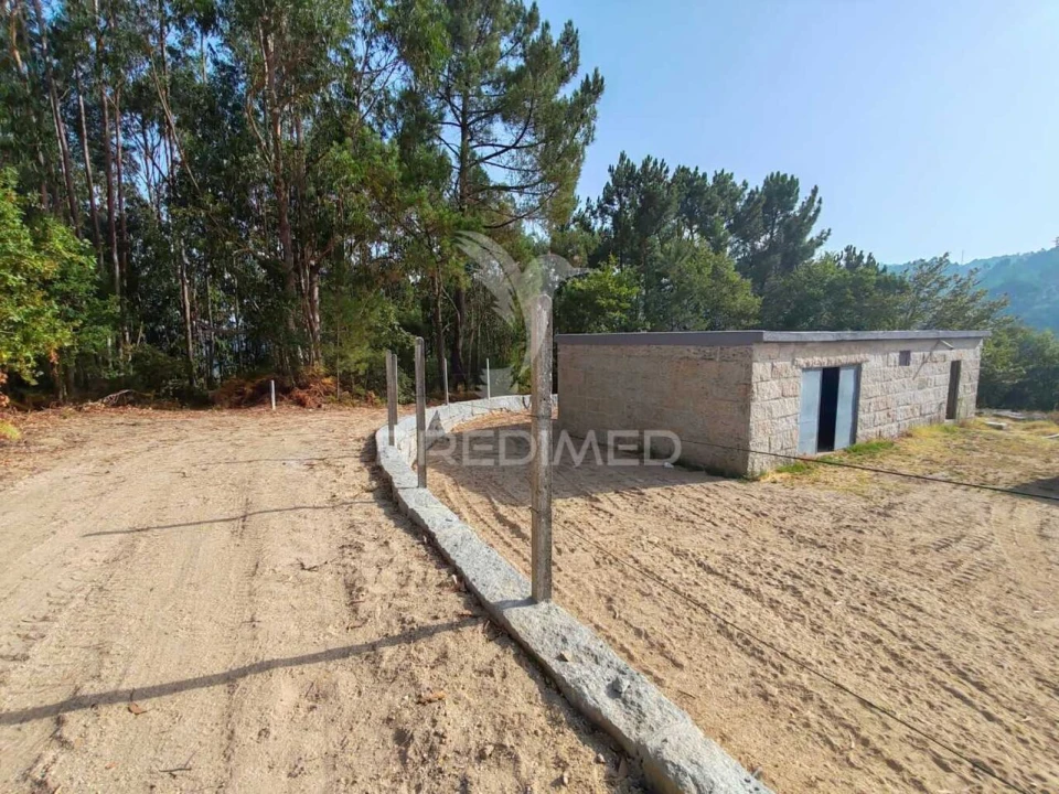 Quinta T0 para Venda em Sobrado e Bairros Foto 12