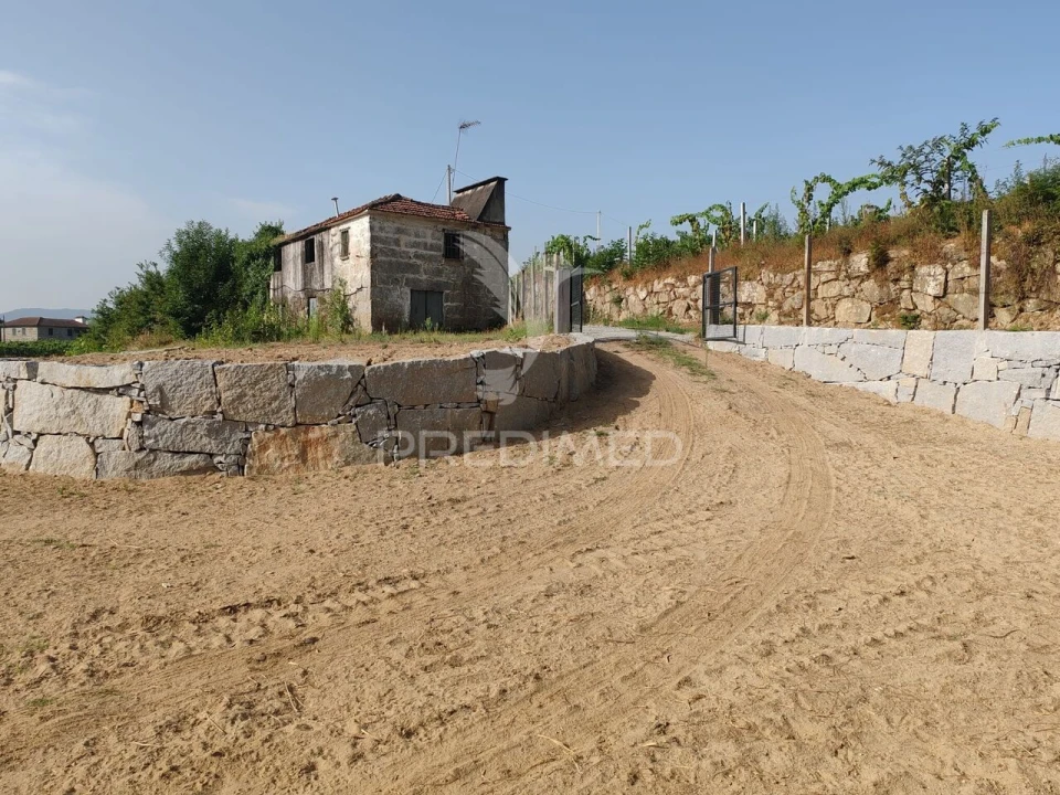 Quinta T0 para Venda em Sobrado e Bairros Foto 2