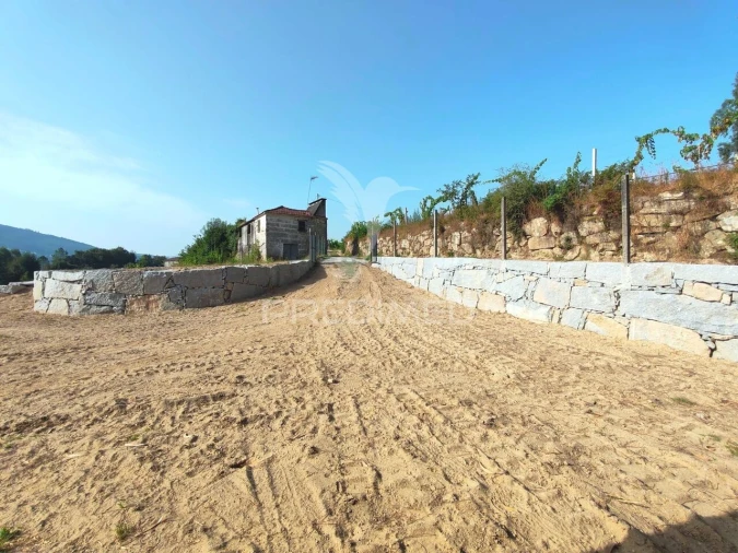 Quinta T0 para Venda em Sobrado e Bairros Foto 3