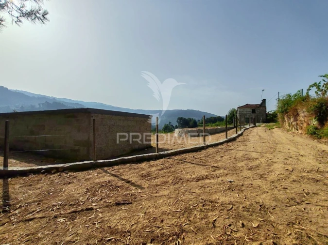 Quinta T0 para Venda em Sobrado e Bairros Foto 4