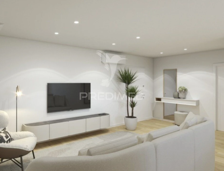 Apartamento T3 para Venda em Parceiros e Azoia Foto 9