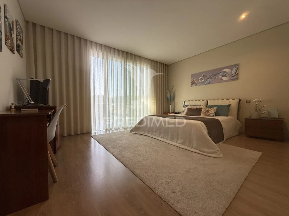 Moradia T4 para Venda em Marrazes e Barosa Foto 33