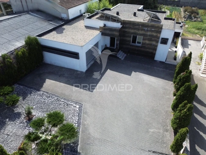 Moradia T4 para Venda em Marrazes e Barosa Foto 7