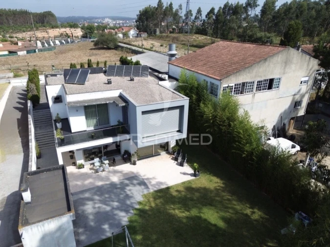 Moradia T4 para Venda em Marrazes e Barosa Foto 2