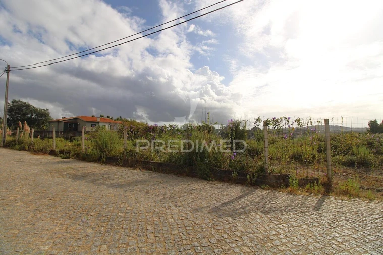 Terreno para Venda em Gondomar (São Cosme), Valbom e Jovim Foto 2