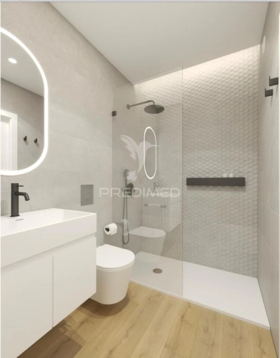 Apartamento T4 para Venda em Parceiros e Azoia Foto 14