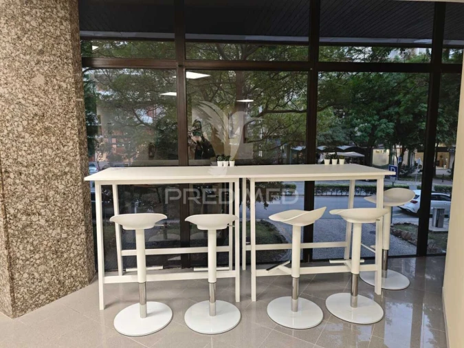 Prédio para Arrendamento em Faro (Sé e São Pedro) Foto 28