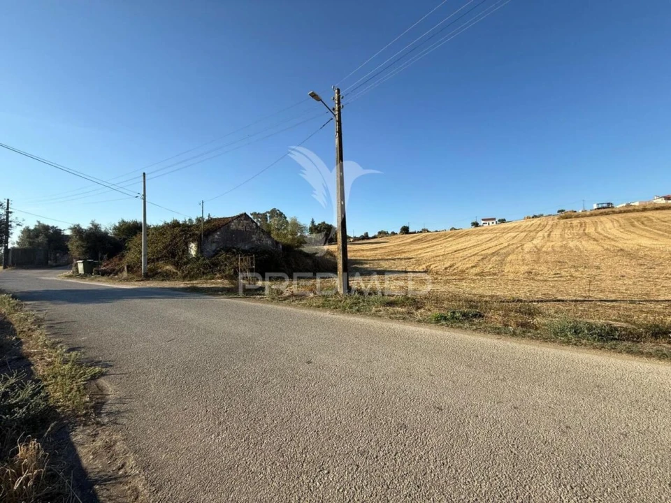 Moradia T3 para Venda em Achete, Azoia de Baixo e Póvoa de Santarém Foto 21