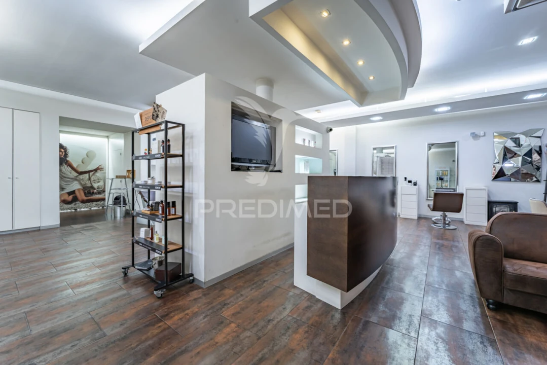 Loja para Venda em Santa Marinha e São Pedro da Afurada Foto 5