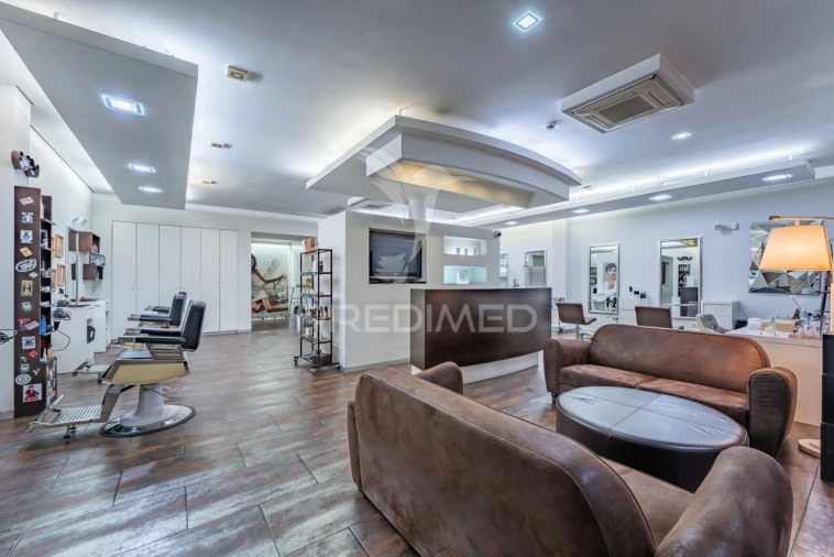 Loja para Venda em Santa Marinha e São Pedro da Afurada Foto 3