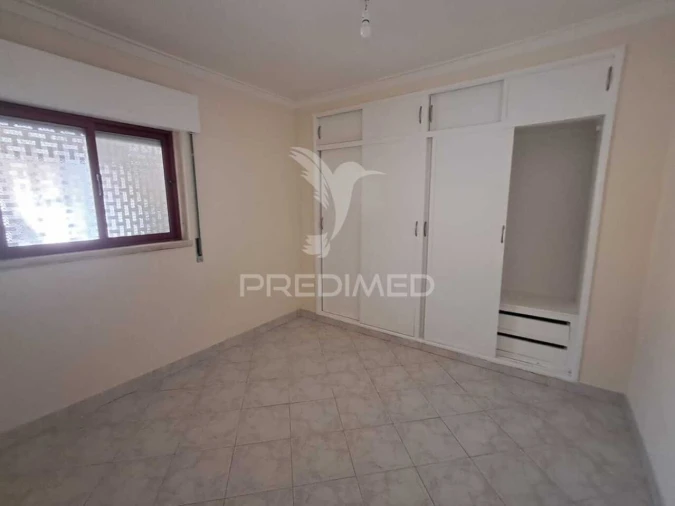 Apartamento T1 para Venda em São João das Lampas e Terrugem Foto 13