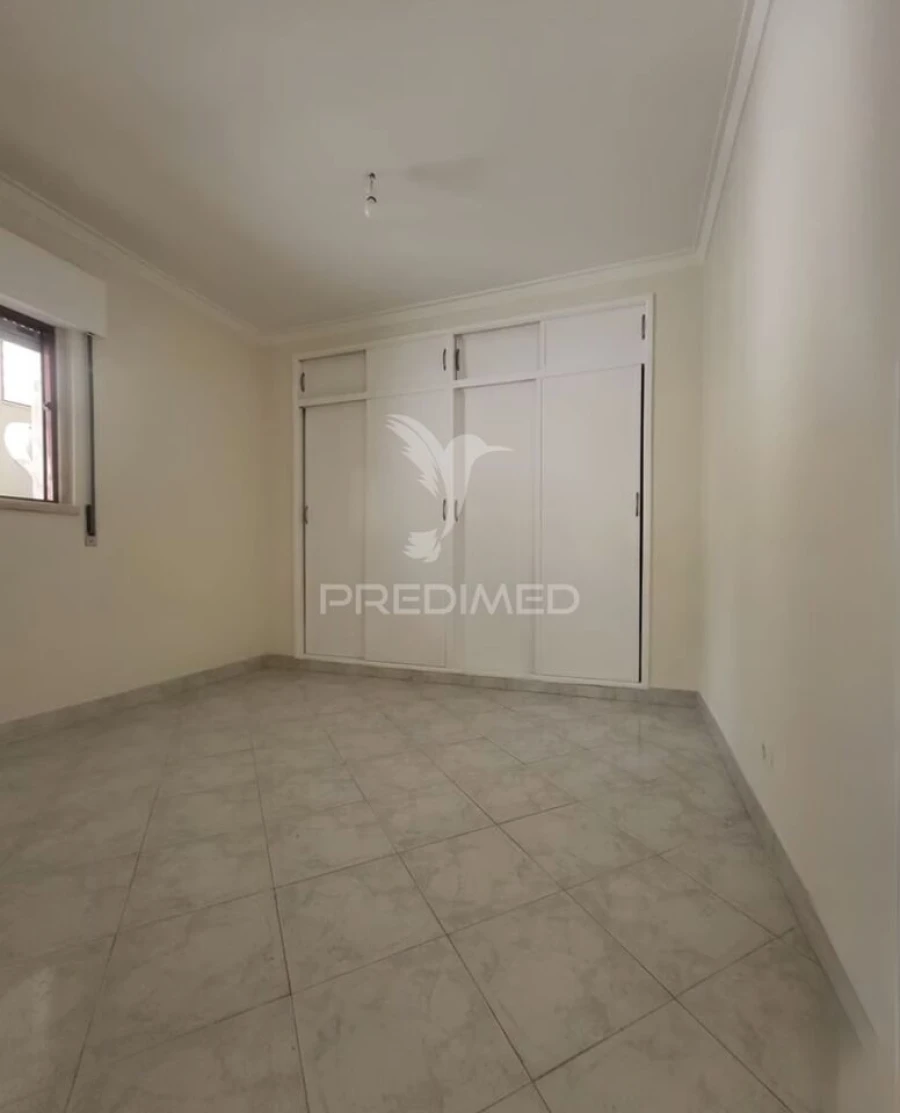 Apartamento T1 para Venda em São João das Lampas e Terrugem Foto 34