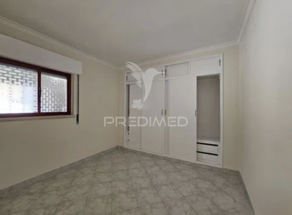 Apartamento T1 para Venda em São João das Lampas e Terrugem Foto 36