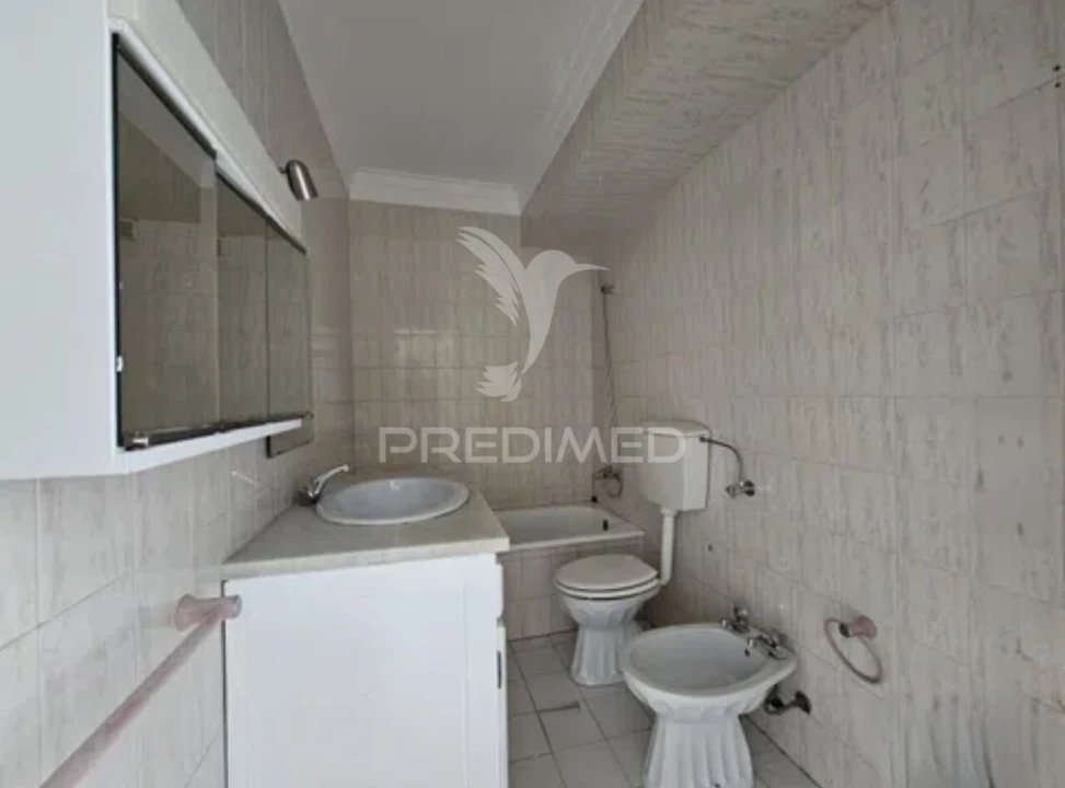 Apartamento T1 para Venda em São João das Lampas e Terrugem Foto 40