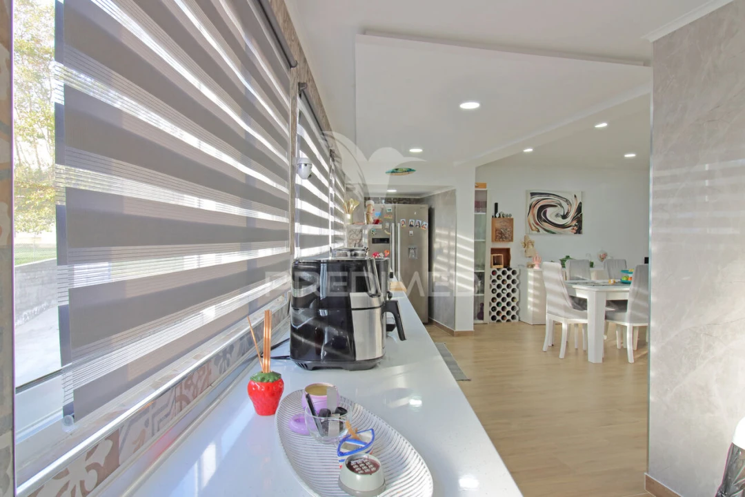 Moradia T4 para Venda em Angra (Santa Luzia) Foto 22