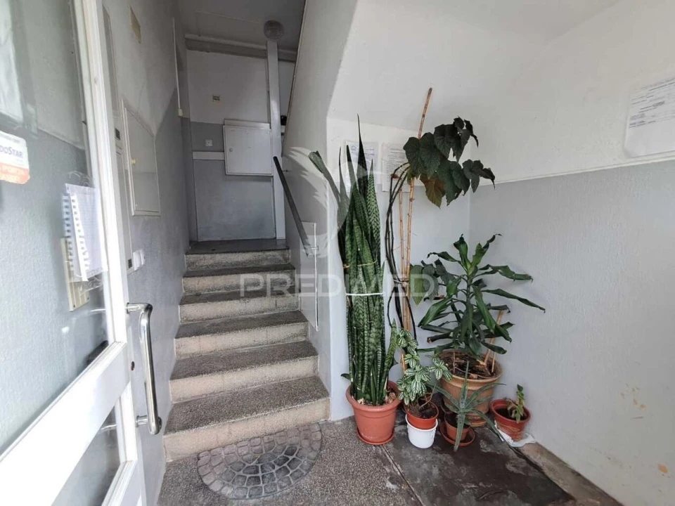 Apartamento T3 para Venda em Laranjeiro e Feijó Foto 3