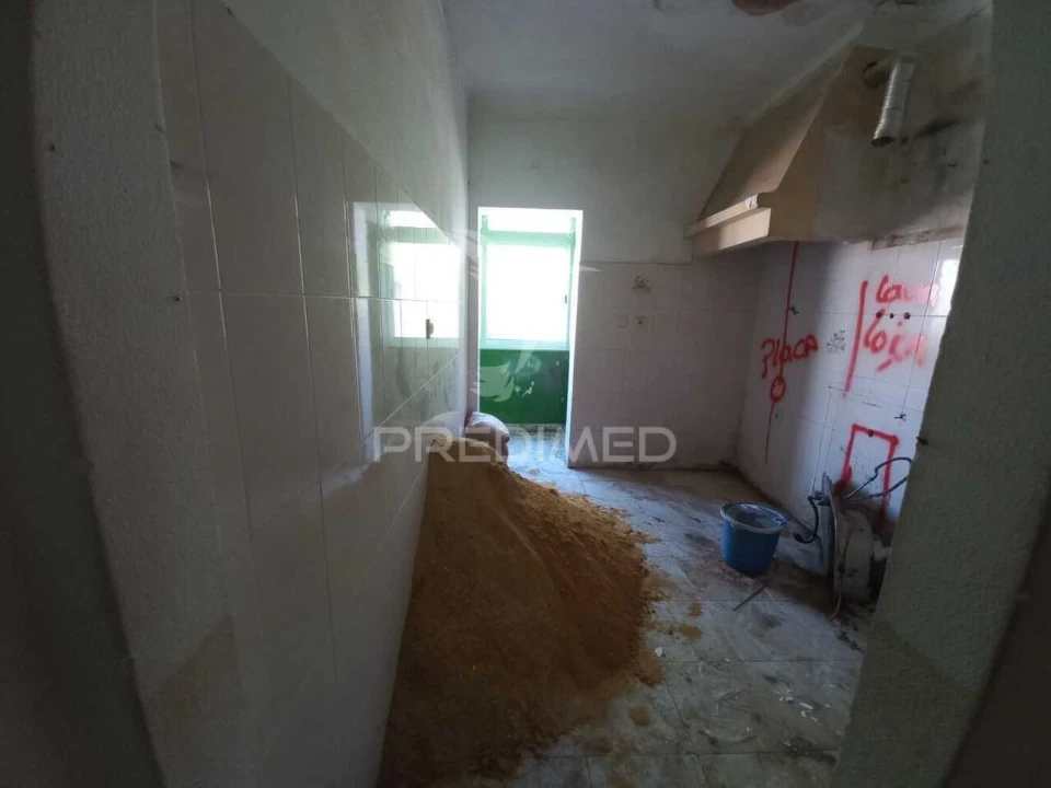 Apartamento T1 para Venda em Baixa da Banheira e Vale da Amoreira Foto 4