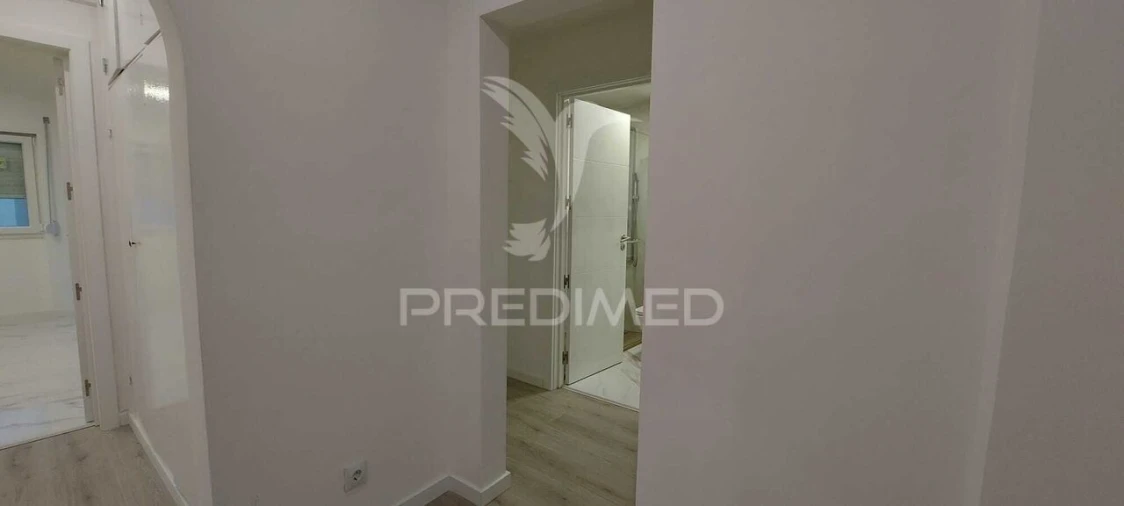 Apartamento T2 para Venda em Barreiro e Lavradio Foto 6