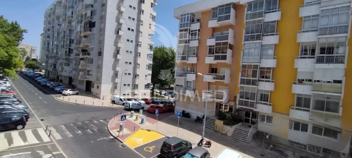 Apartamento T2 para Venda em Oeiras e São Julião da Barra, Paço de Arcos e Caxias Foto 11