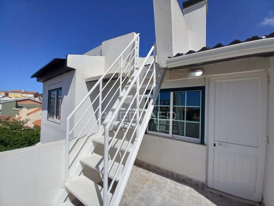 Moradia T5 para Venda em Carcavelos e Parede Foto 26