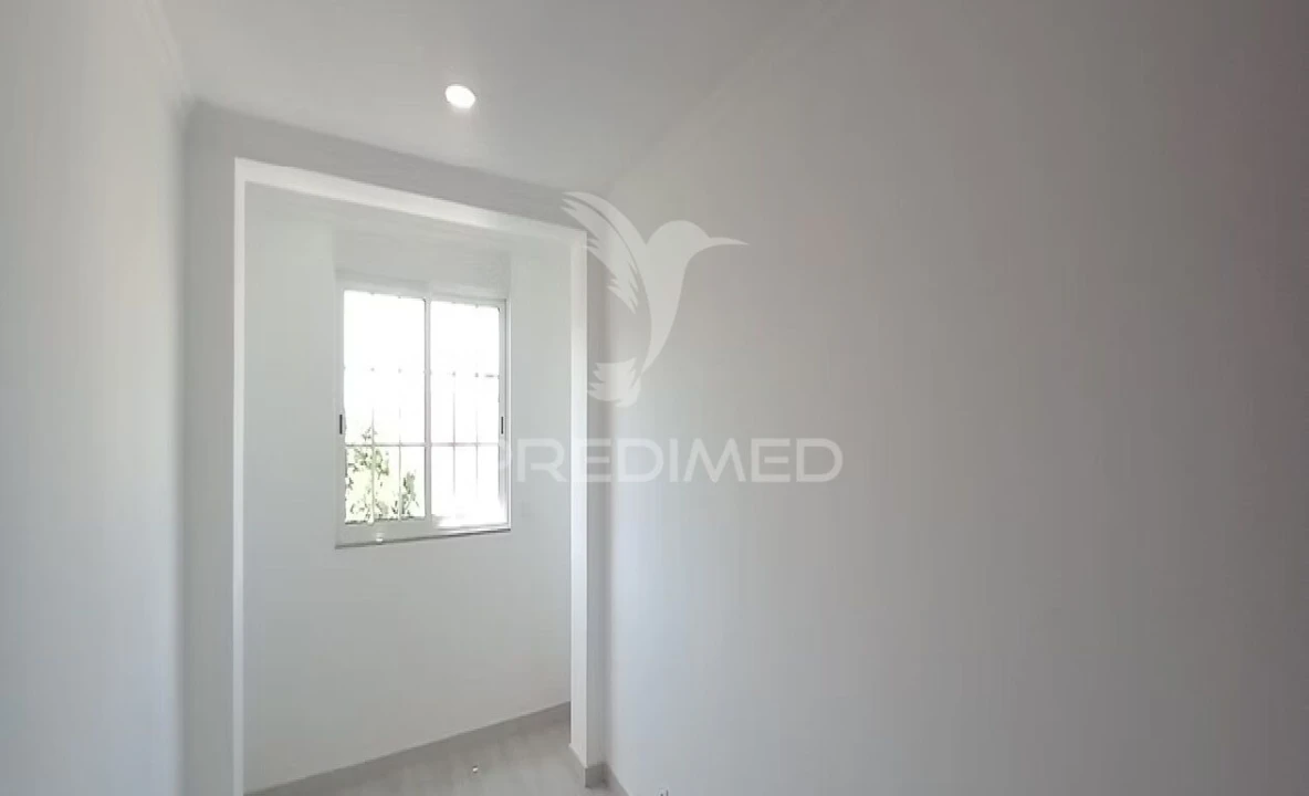 Moradia T5 para Venda em Carcavelos e Parede Foto 38