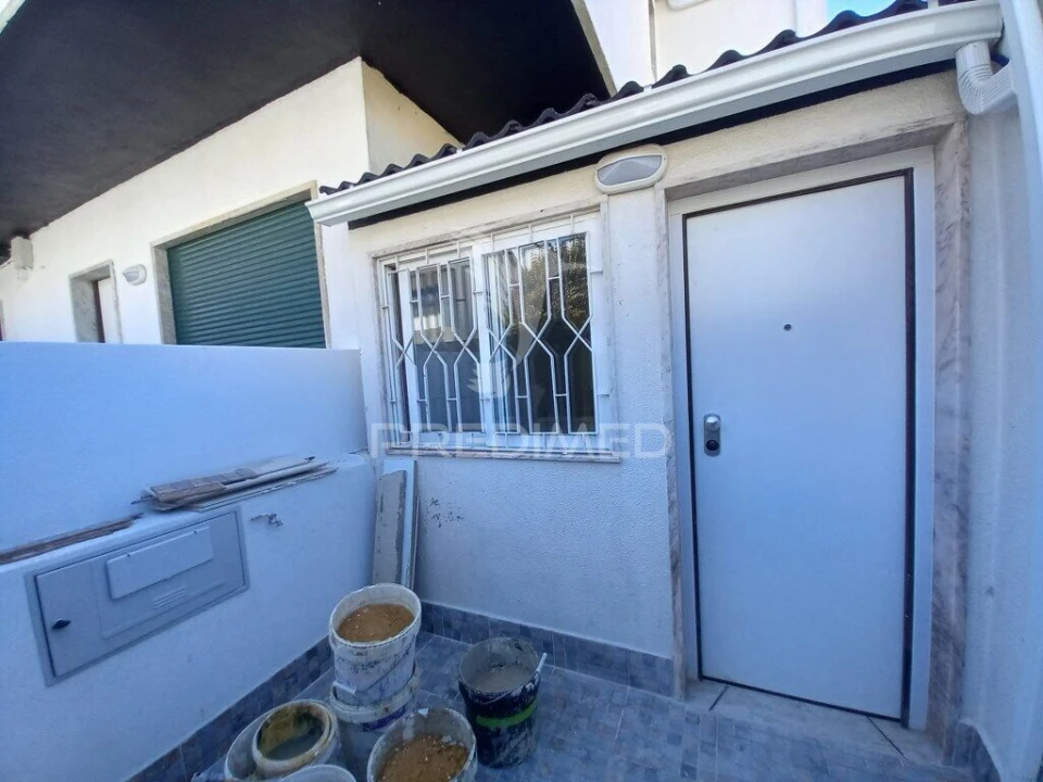 Moradia T5 para Venda em Carcavelos e Parede Foto 39