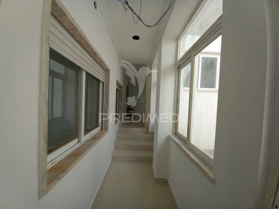 Moradia T5 para Venda em Carcavelos e Parede Foto 35