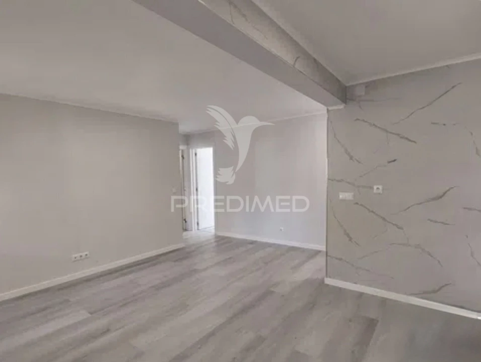 Apartamento T3 para Venda em Laranjeiro e Feijó Foto 16