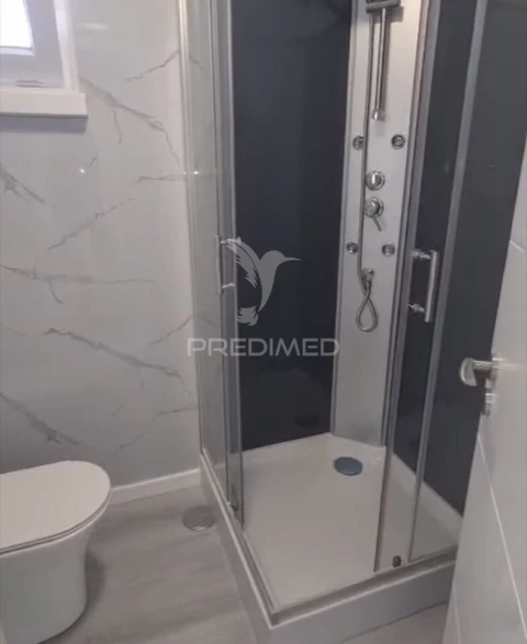 Apartamento T3 para Venda em Laranjeiro e Feijó