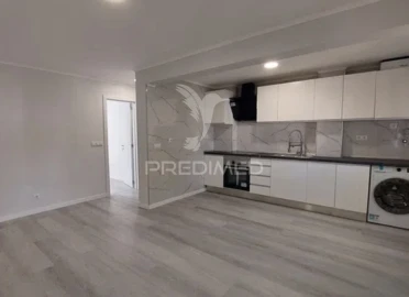 Apartamento T3 para Venda em Laranjeiro e Feijó