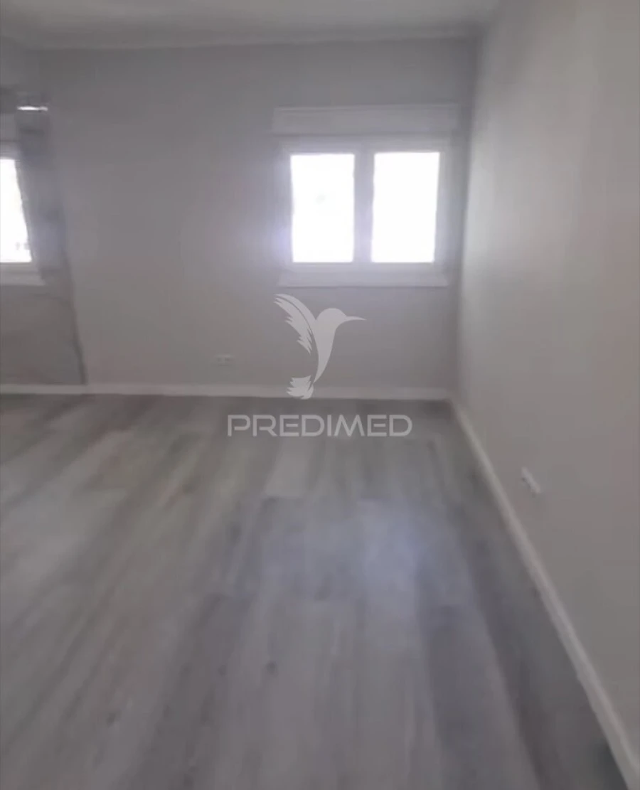 Apartamento T3 para Venda em Laranjeiro e Feijó Foto 26