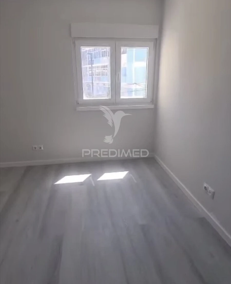 Apartamento T3 para Venda em Laranjeiro e Feijó Foto 20