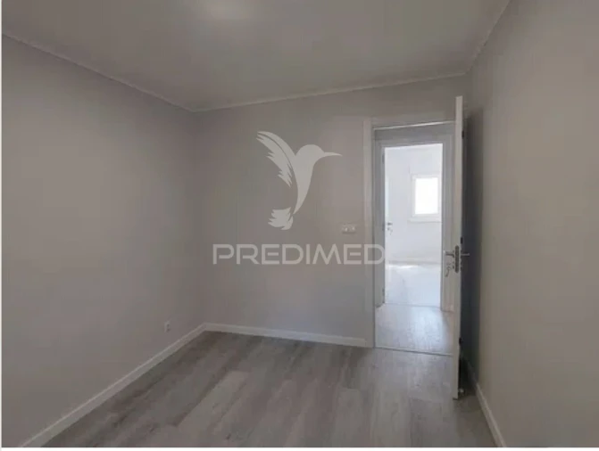Apartamento T3 para Venda em Laranjeiro e Feijó Foto 19
