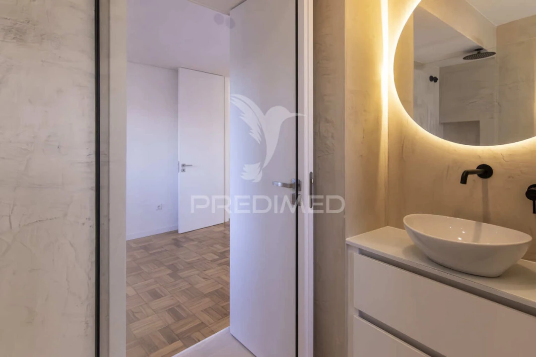 Apartamento T4 para Venda em Cedofeita, Santo Ildefonso, Sé, Miragaia, São Nicolau e Vitória Foto 20